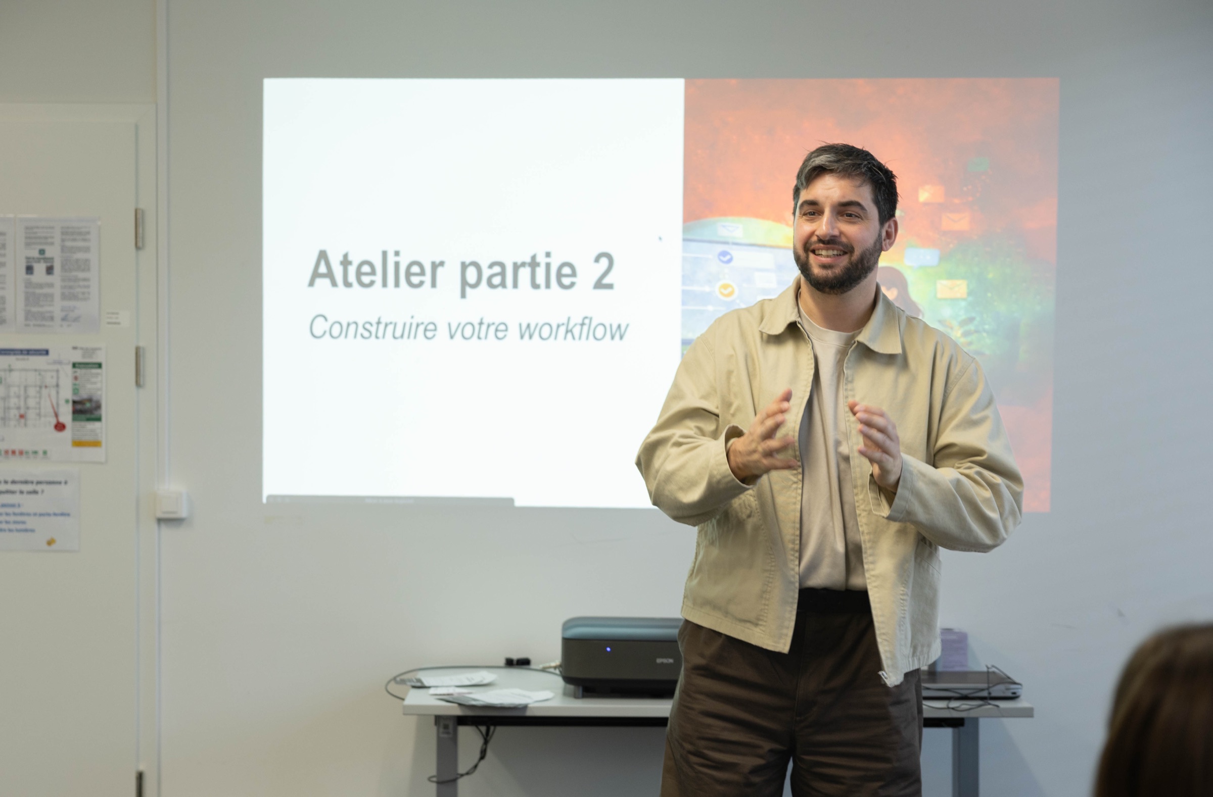 Atelier salle (variante 12) — pédago & projection